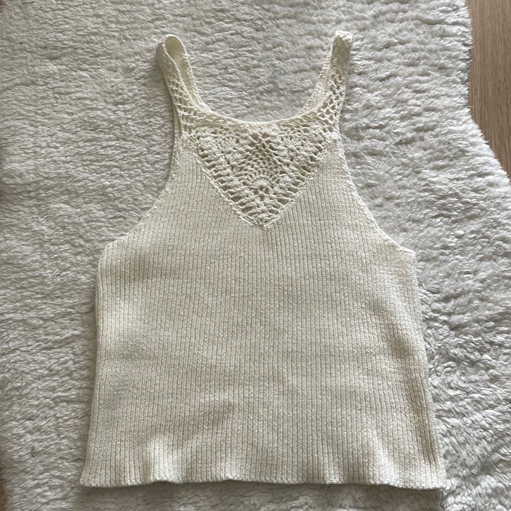 Detailed knit crop top